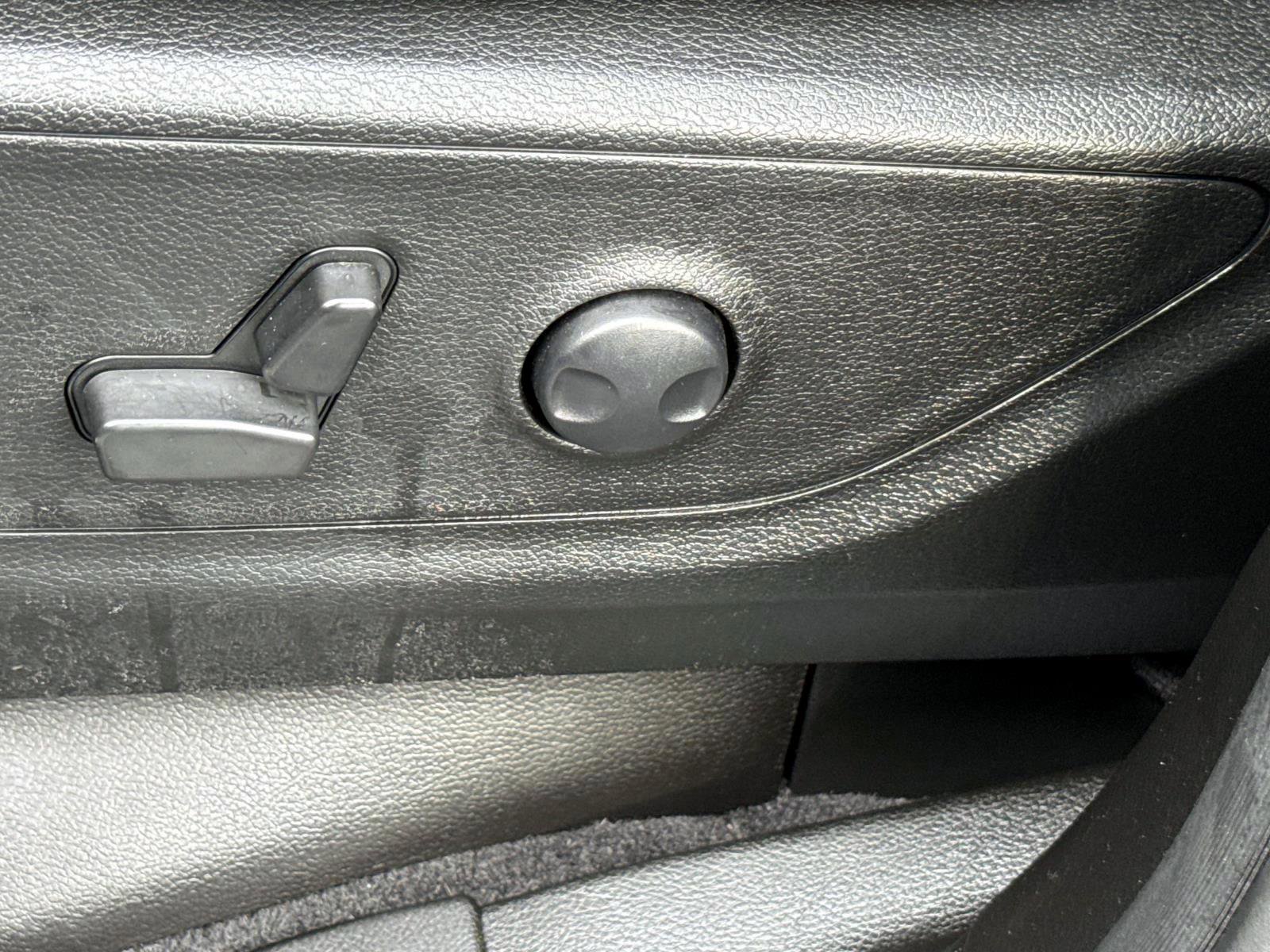 Used 2025 RAM 1500 Big Horn image 16