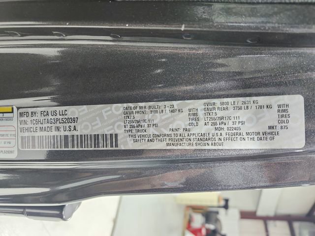 Used 2023 Jeep Gladiator Sport AWD/4WD image 11