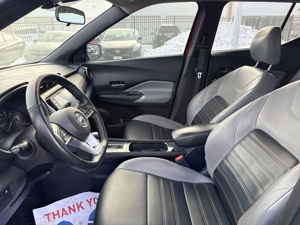 Used 2022 Nissan Kicks SR w/ Premium Package image 22
