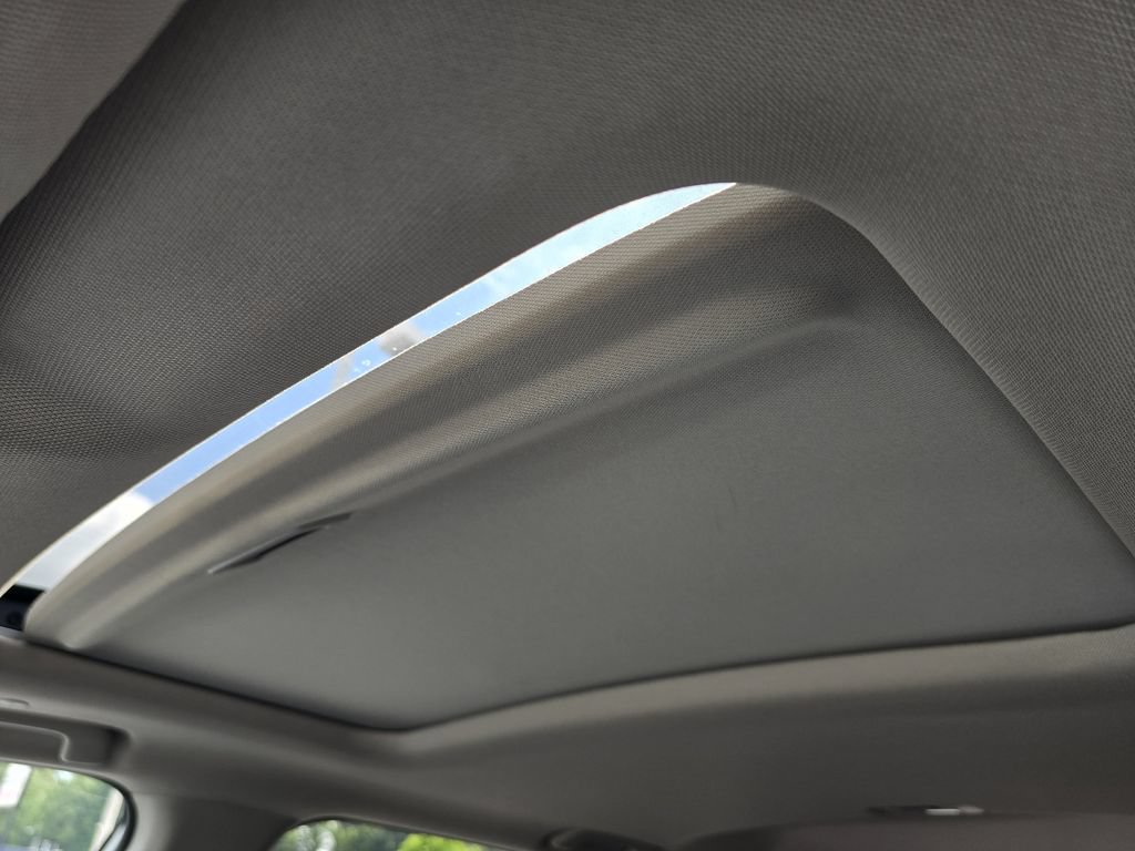 Used 2023 Honda CR-V EX-L image 24