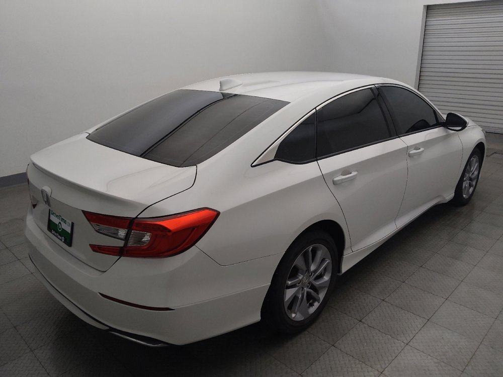 Used 2018 Honda Accord LX image 9