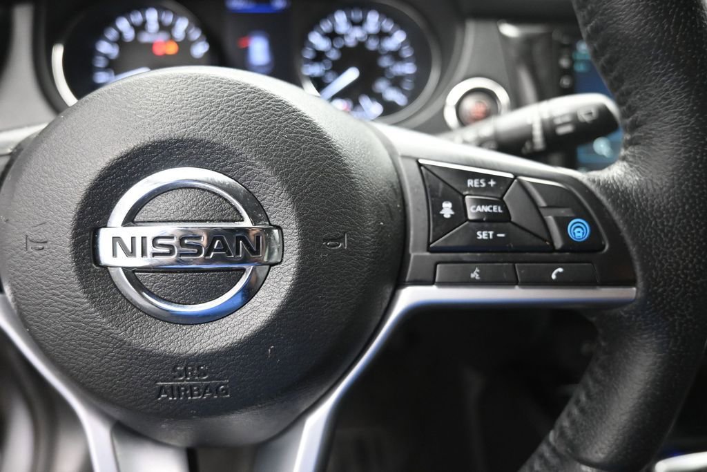 Used 2019 Nissan Rogue SL FWD image 14