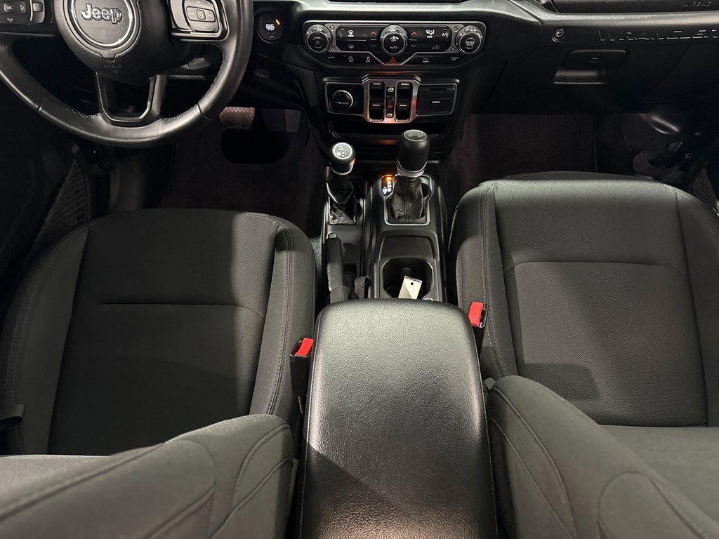 Used 2022 Jeep Wrangler Unlimited Sport image 27
