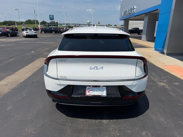 Used 2023 Kia EV6 Wind w/ Wind Technology Package AWD/4WD image 6
