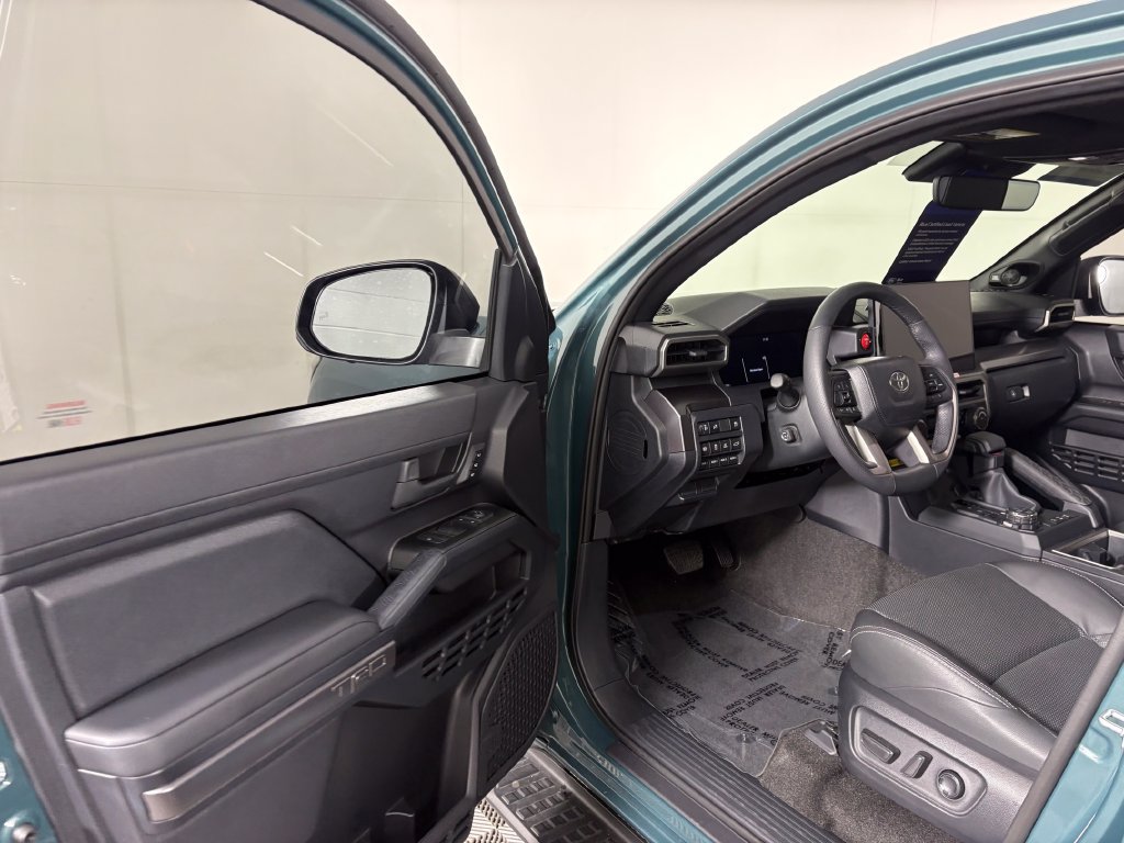 Used 2026 Toyota 4Runner TRD Off-Road Premium AWD/4WD image 11