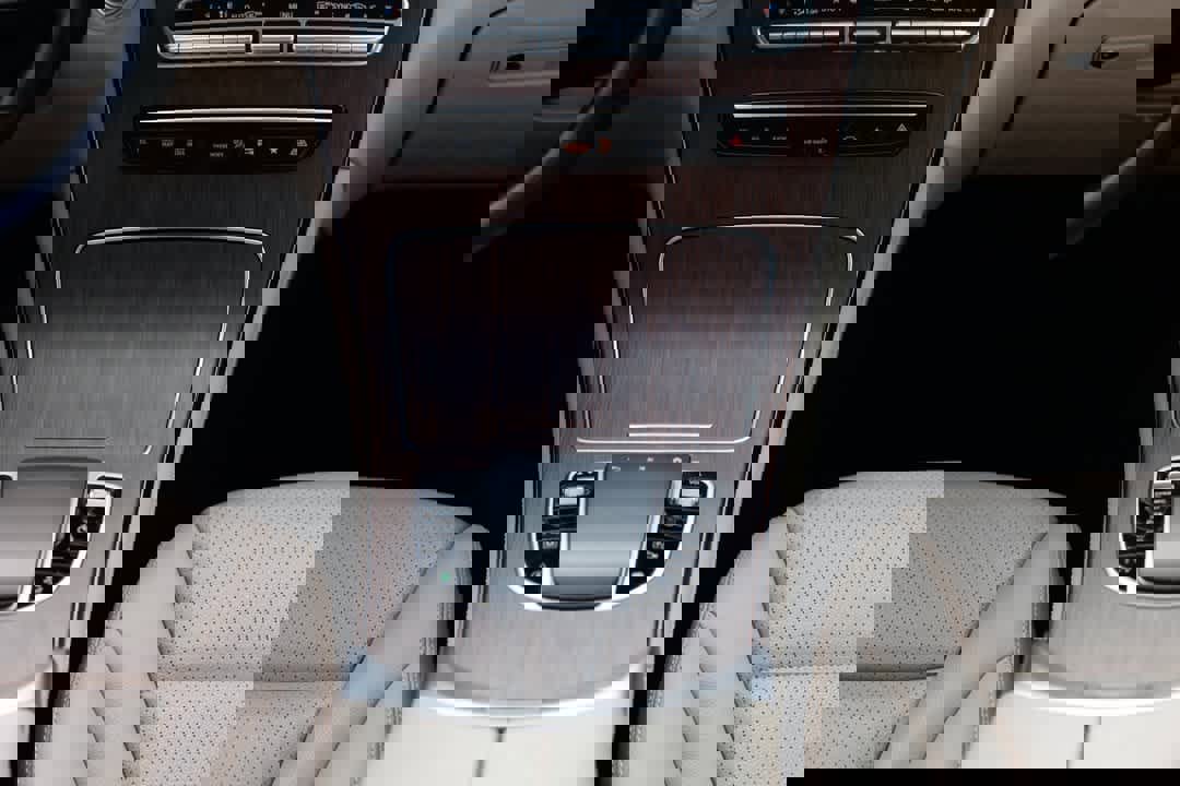 Used 2021 Mercedes-Benz GLC 300 GLC 300 image 26