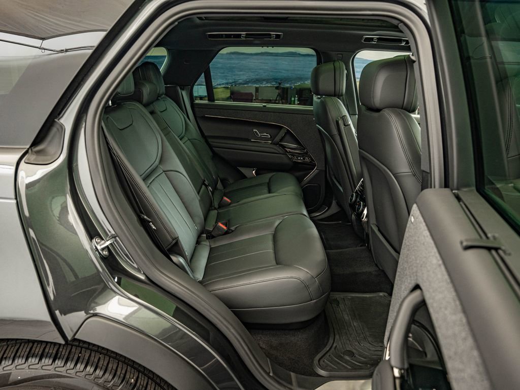 Used 2024 Land Rover Range Rover Sport Dynamic SE AWD/4WD image 33