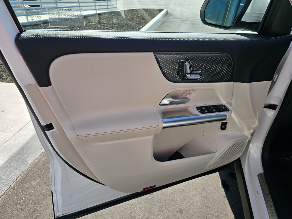 Used 2025 Mercedes-Benz GLA 250 image 13