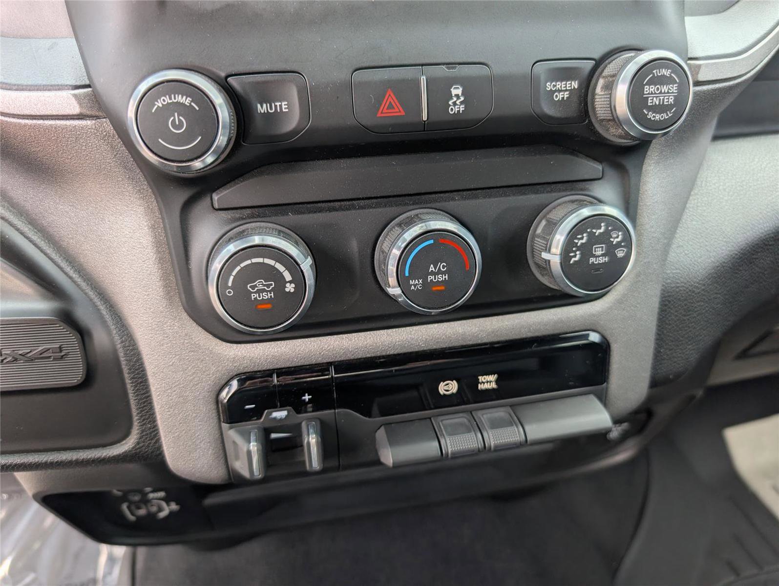 Used 2021 RAM 2500 Tradesman AWD/4WD image 20