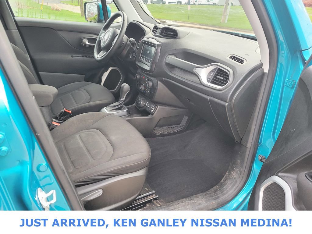 Used 2021 Jeep Renegade Latitude image 23