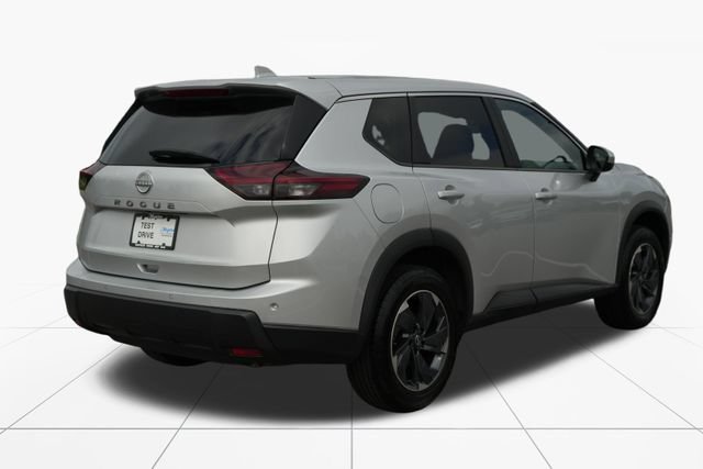 Used 2025 Nissan Rogue SV FWD image 8