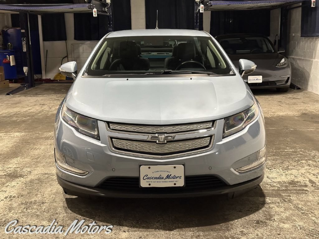 Used 2013 Chevrolet Volt Premium w/ Premium Trim Package FWD image 3