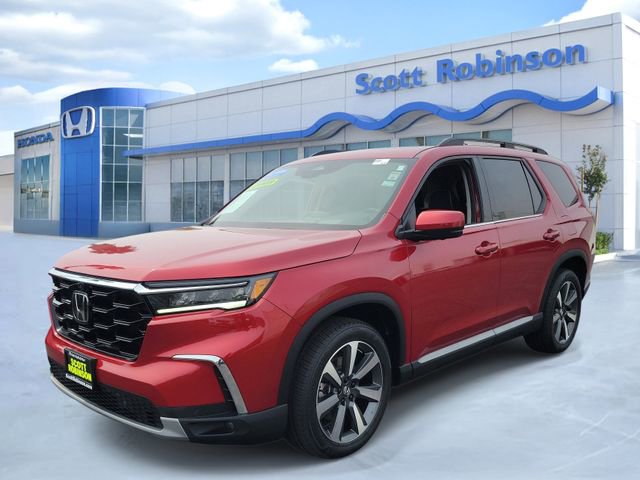 Certified 2024 Honda Pilot Elite image 2