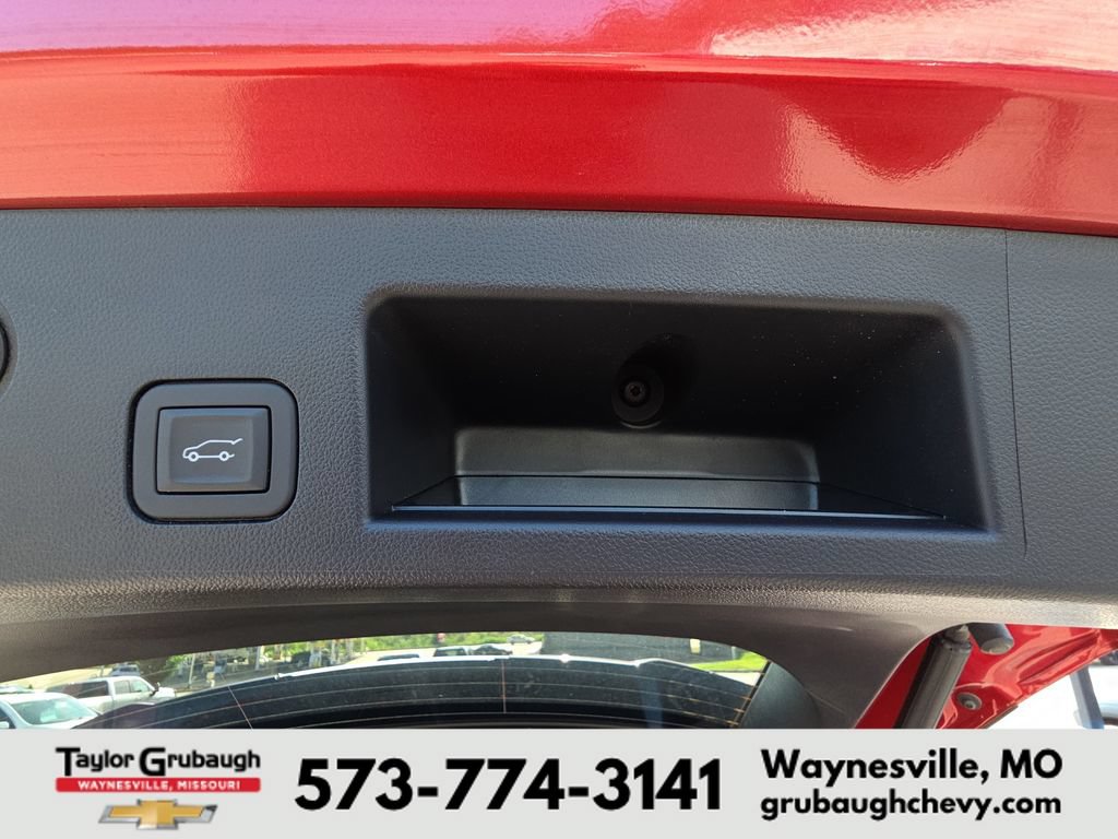 Certified 2026 Chevrolet Equinox RS w/ LPO, Floor Liner Package AWD/4WD image 33