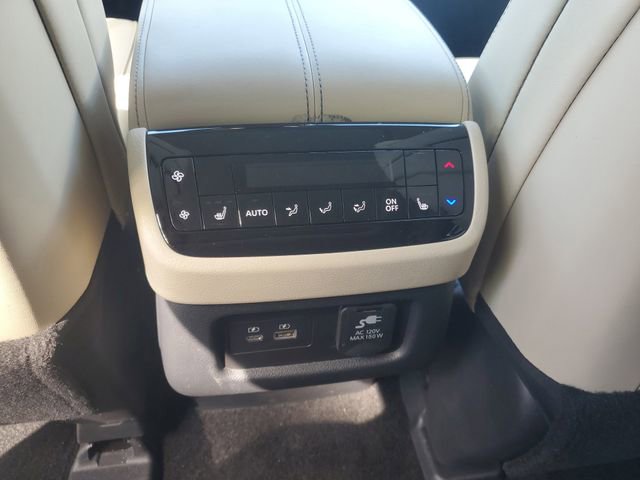 Used 2025 INFINITI QX60 Sensory w/ Vision Package image 10