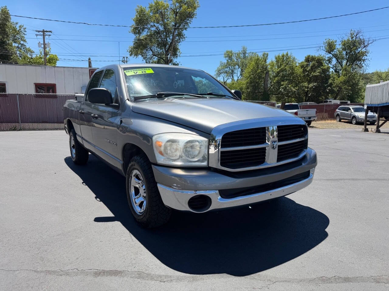 Used 2007 Dodge Ram 1500 Truck SLT RWD image 2