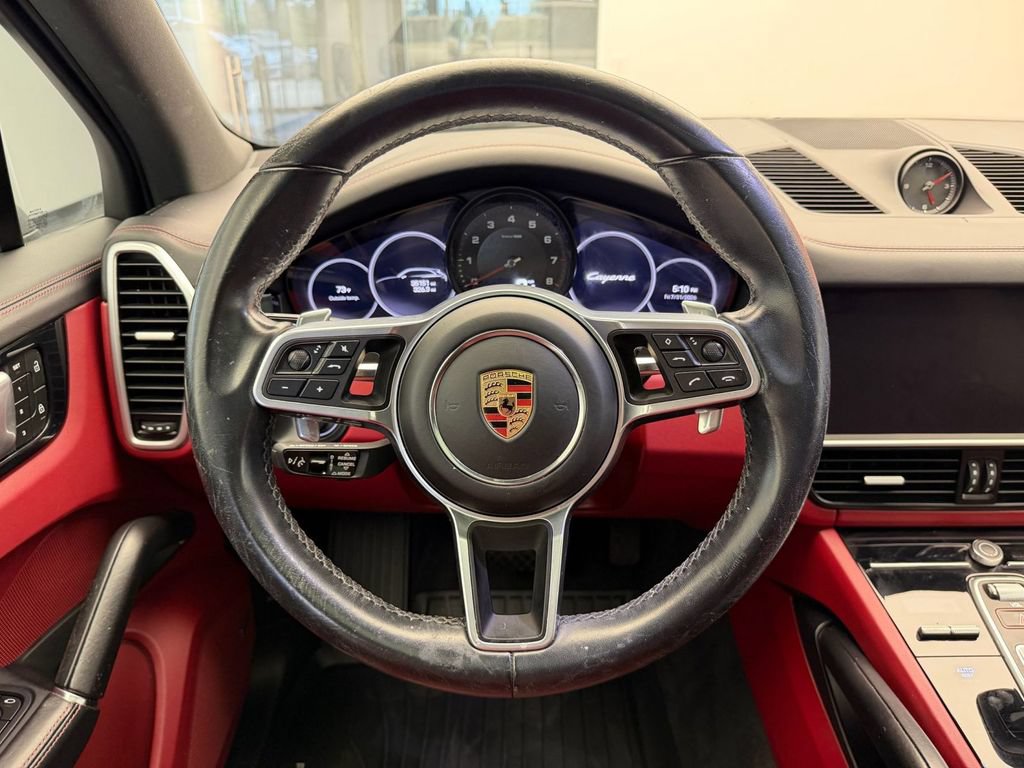 Used 2023 Porsche Cayenne Platinum Edition AWD/4WD image 13