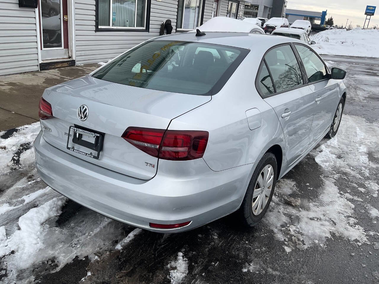 Used 2016 Volkswagen Jetta S image 11
