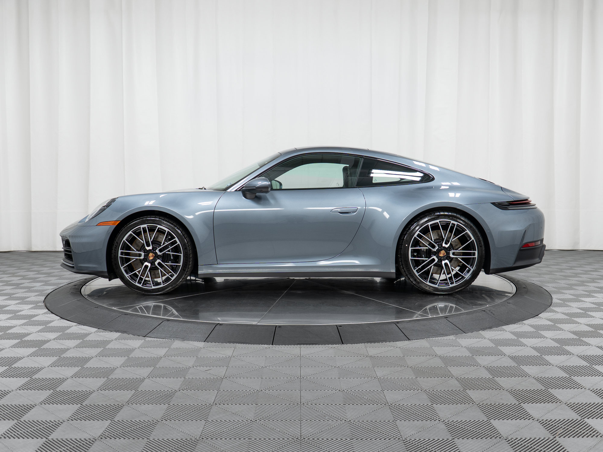 New 2026 Porsche 911 Carrera S RWD image 2