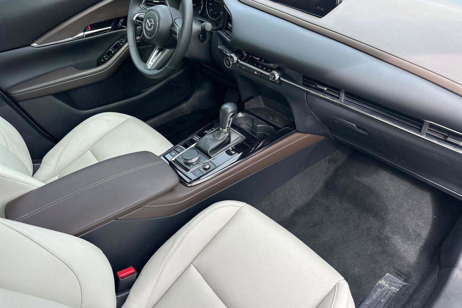 New 2025 MAZDA CX-30 2.5 Turbo w/ Premium Plus Pkg image 15