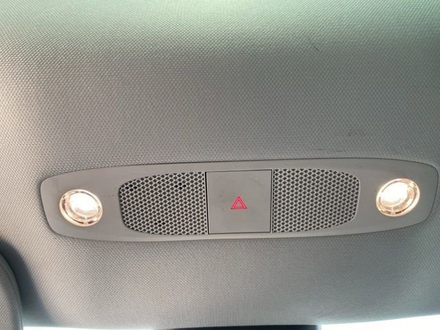 Used 2023 Tesla Model 3 Standard Range image 19