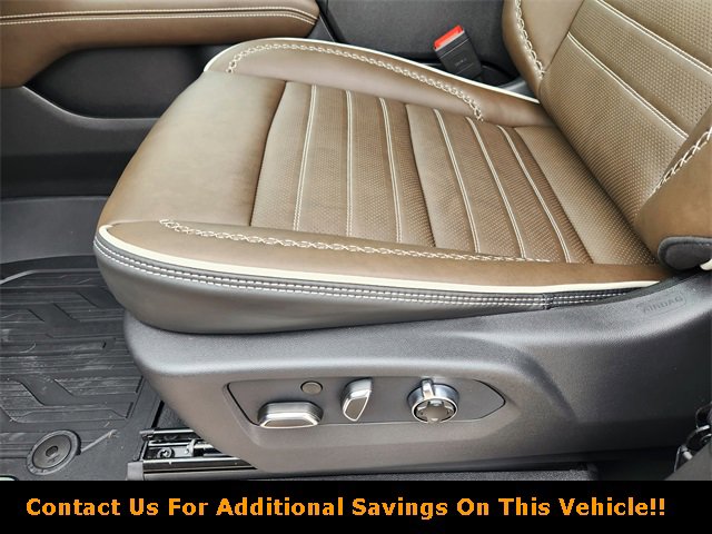 New 2026 GMC Yukon Denali Ultimate w/ LPO, Floor Liner Package image 19