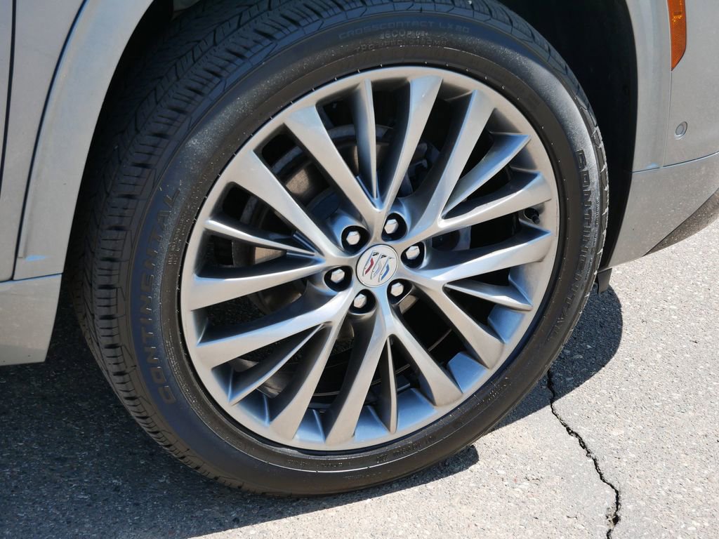 Used 2025 Buick Enclave Avenir w/ Super Cruise Package AWD/4WD image 13