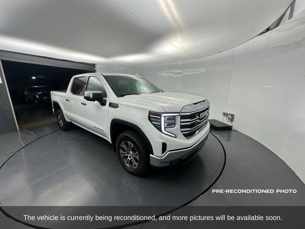 Used 2025 GMC Sierra 1500 SLT image 8