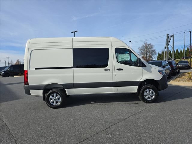 New 2026 Mercedes-Benz Sprinter 2500 image 2
