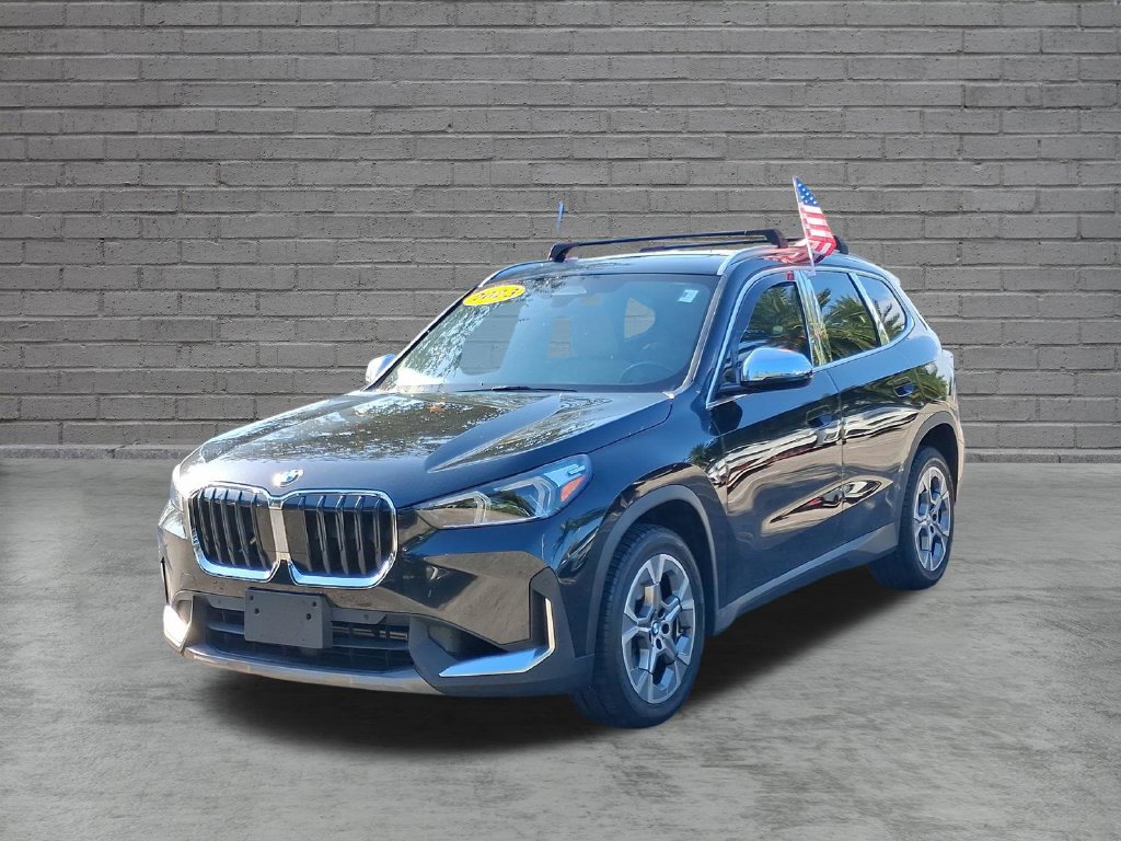 Used 2023 BMW X1 xDrive28i w/ Convenience Package AWD/4WD image 3