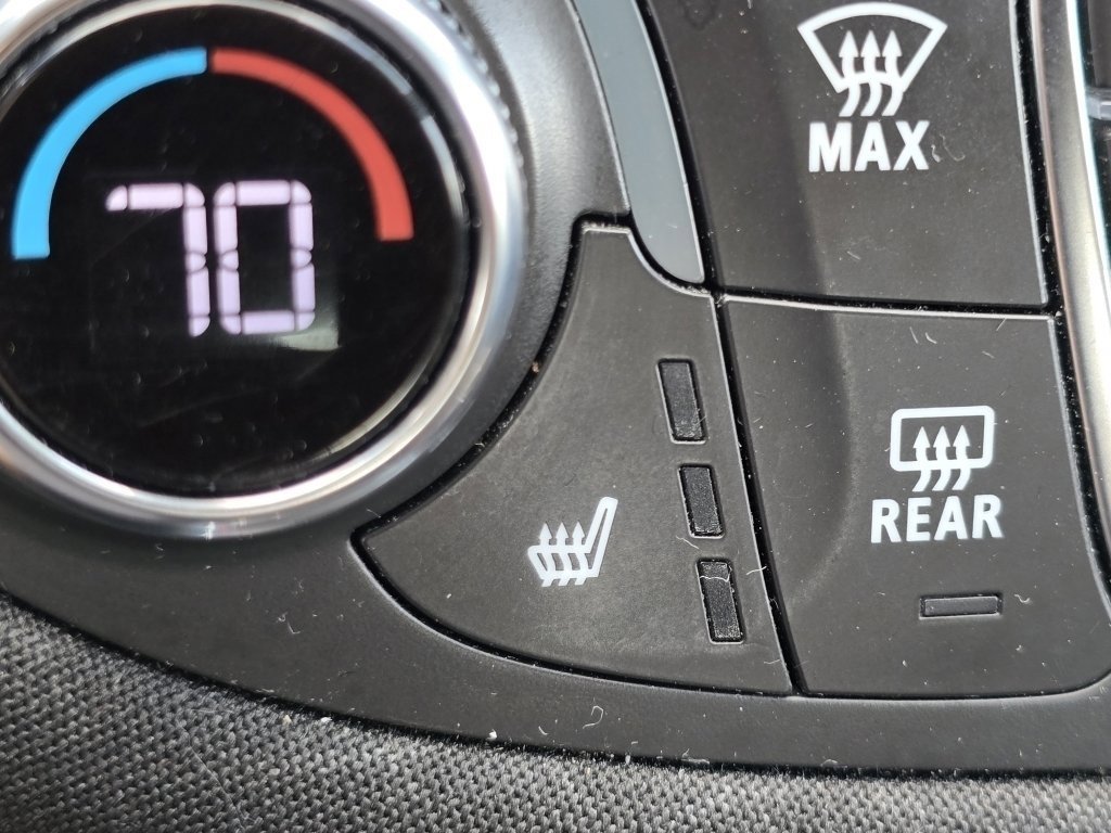 Used 2024 Chevrolet Malibu LT image 5