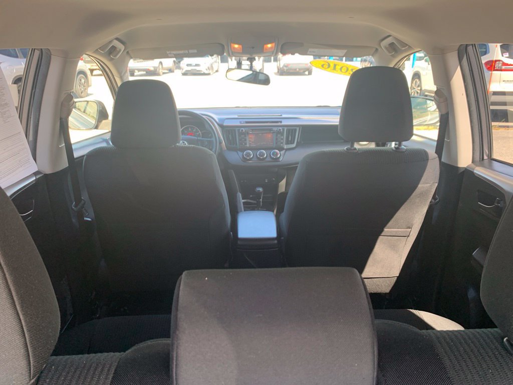 Used 2016 Toyota RAV4 LE AWD/4WD image 26
