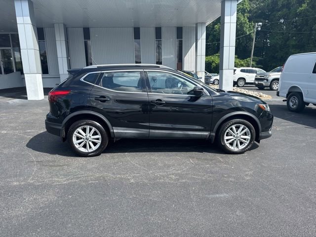 Used 2019 Nissan Rogue Sport SV w/ All-Weather Package AWD/4WD image 19