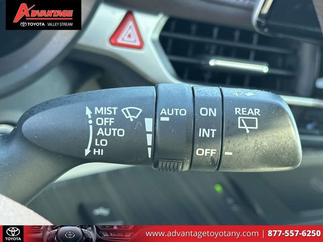 Used 2022 Toyota Sienna Platinum image 29