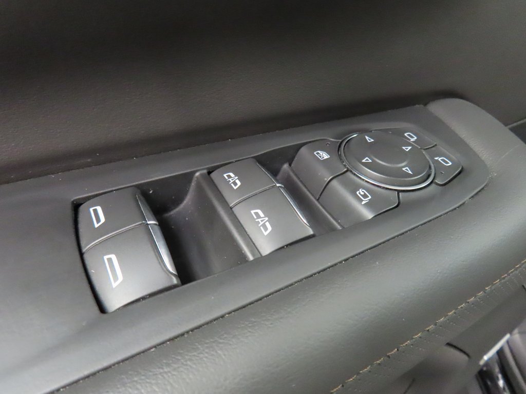 Used 2025 Chevrolet Suburban High Country AWD/4WD image 71