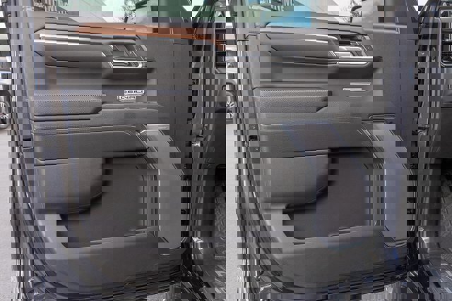 Used 2024 GMC Sierra 1500 Denali w/ Denali Reserve Package image 15