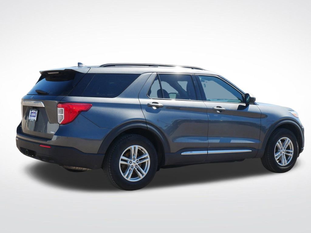 Used 2020 Ford Explorer XLT w/ Comfort Package AWD/4WD image 4