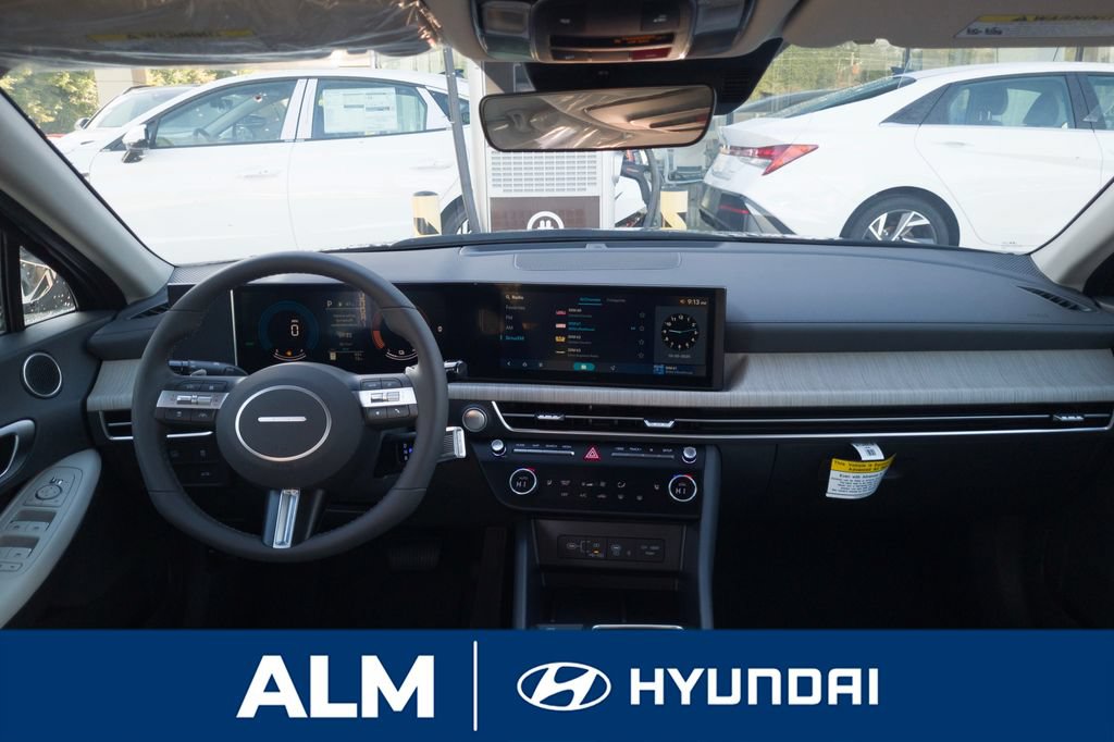 New 2025 Hyundai Sonata SEL FWD image 18