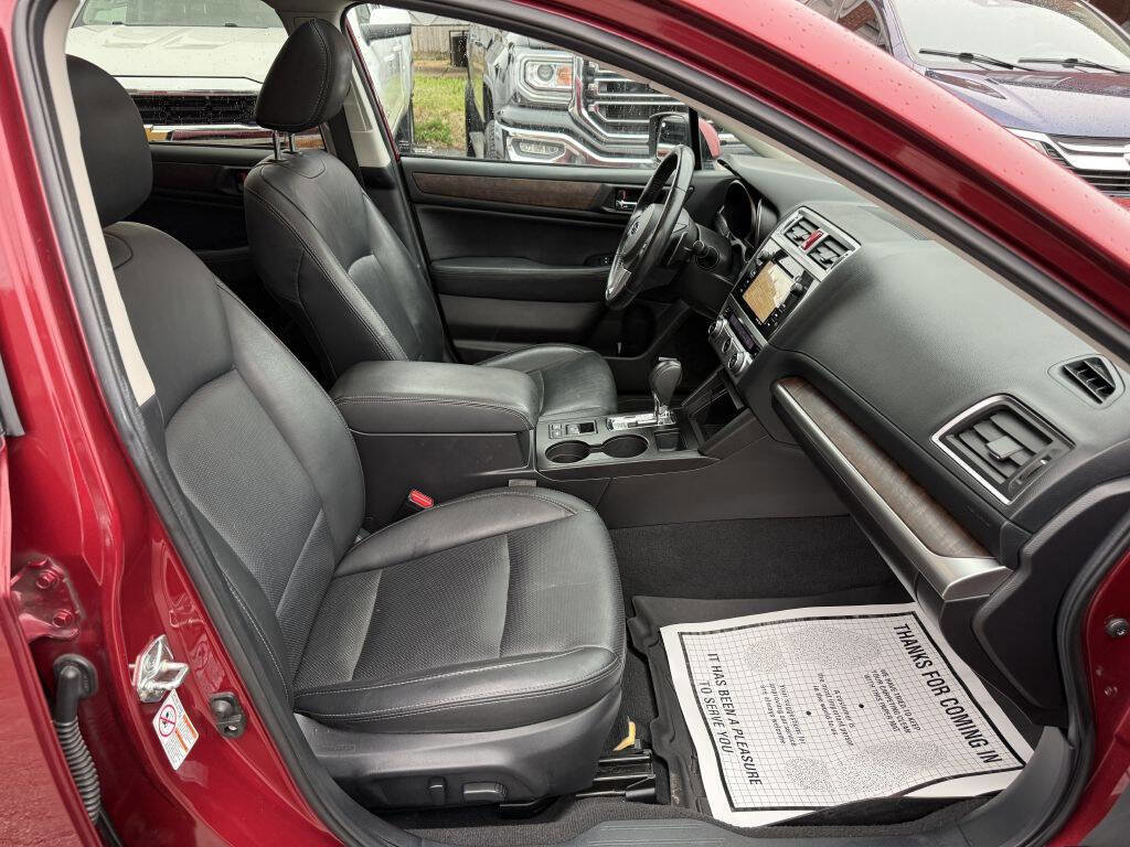 Used 2016 Subaru Outback 3.6R Limited image 19