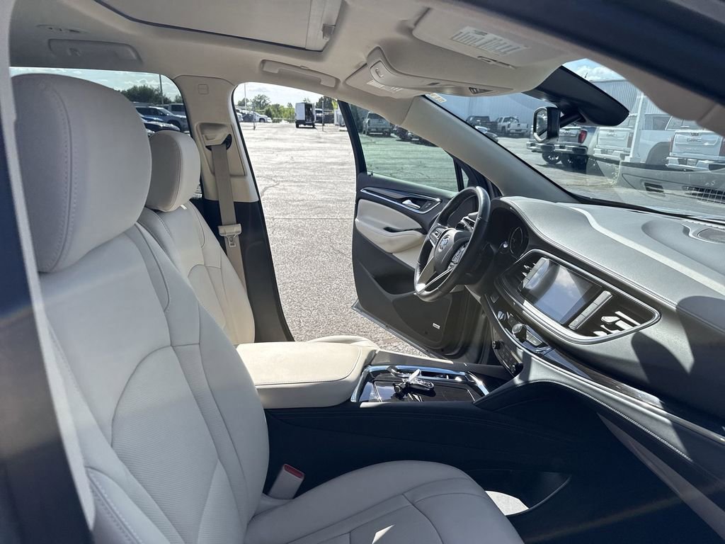 Certified 2023 Buick Enclave Essence w/ Experience Buick Package FWD image 35