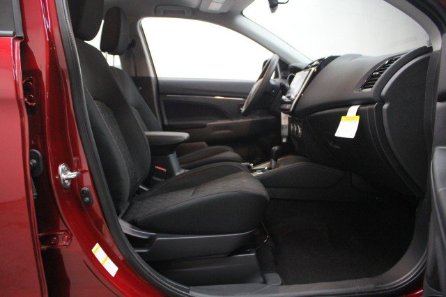 New 2026 Mitsubishi Outlander Sport ES image 18