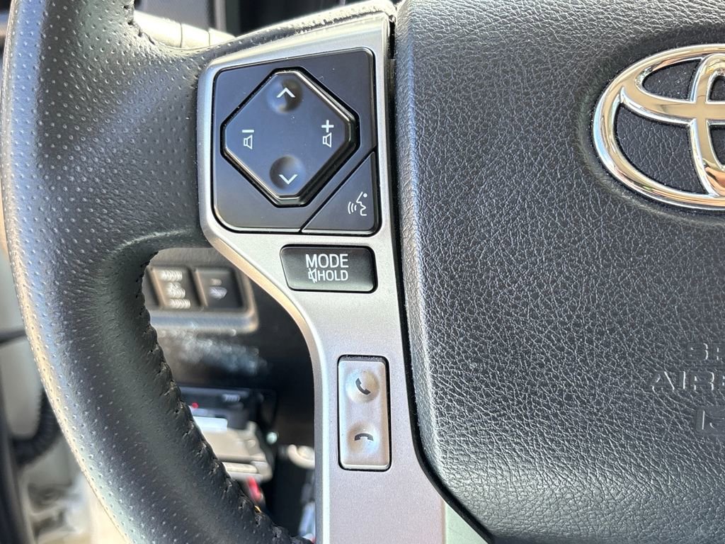 Used 2022 Toyota 4Runner SR5 Premium w/ Moonroof Package image 18