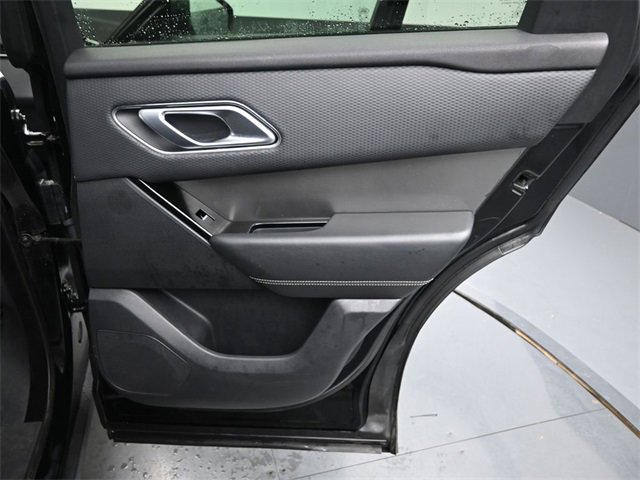 Used 2020 Land Rover Range Rover Velar S image 16
