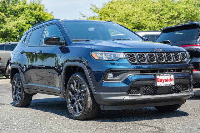 New 2026 Jeep Compass Latitude AWD/4WD image 2
