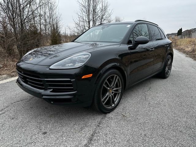 Used 2023 Porsche Cayenne S Platinum image 1