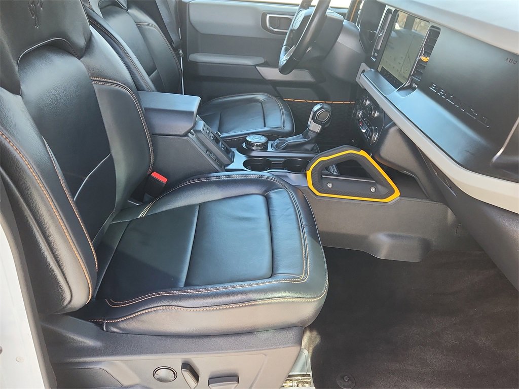 Used 2023 Ford Bronco Badlands image 15