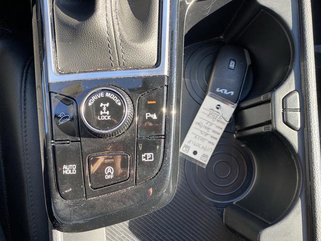 Certified 2024 Kia Sportage EX image 23