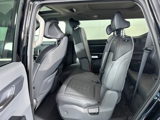 Used 2024 Kia EV9 Wind image 25