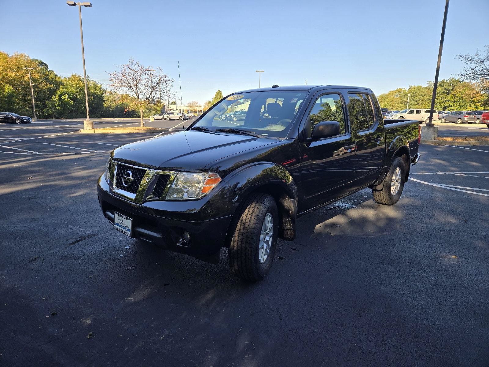 Used 2018 Nissan Frontier SV AWD/4WD image 4