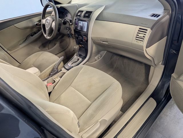 Used 2010 Toyota Corolla LE image 15